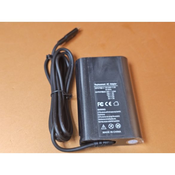 Dell Laptop töltő 65W / max. 20V 3,25A / USB C-type