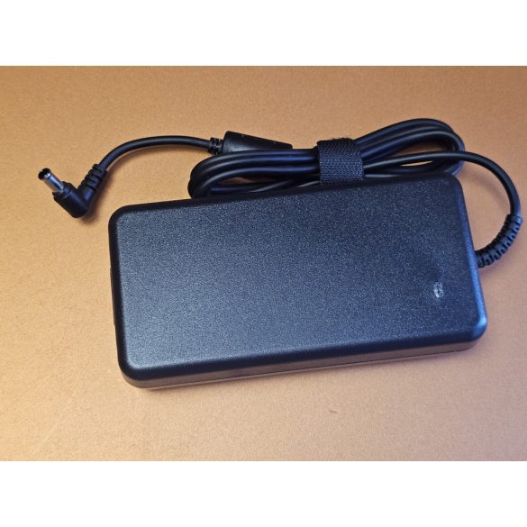 Utángyártott laptop töltő Sony VAIO 150W / 19.5V 7.7A / 6.5mm-4.4mm PIN