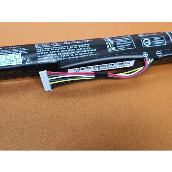 OEM battery for Acer Aspire E5-523, E5-475, E5-575,  E5-774 / 14,4V 2650mAh