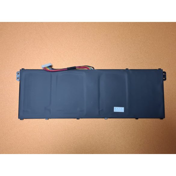 OEM gyári akku Acer Aspire E 11  ES1-111M ES1-131 E 15 ES1-512 / 11,4V  3220mAh