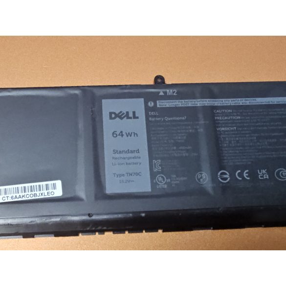 OEM gyári akku TN70C - Dell Inspiron 3510, 3511, 3520, 3530 Latitude 3520, 3530 / 15,2V 64Wh