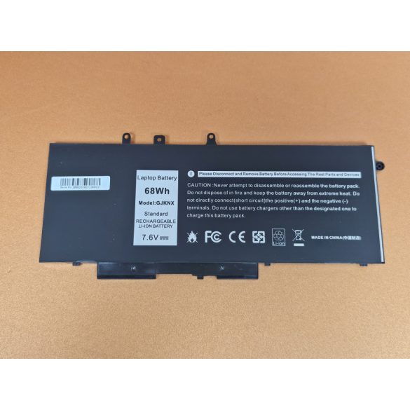 Utángyártott akku Dell Latitude 5480 5490, 5580, 5590, Precision 5520, 5530