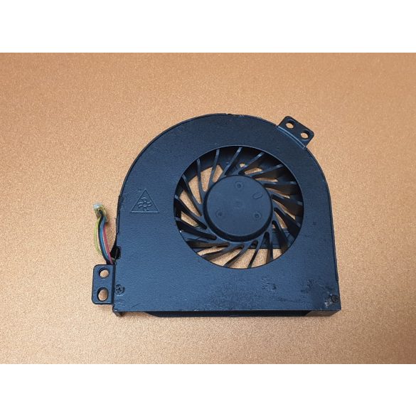 DE18B - VGA hűtő ventilátor Precision M4800 (0WGVF)