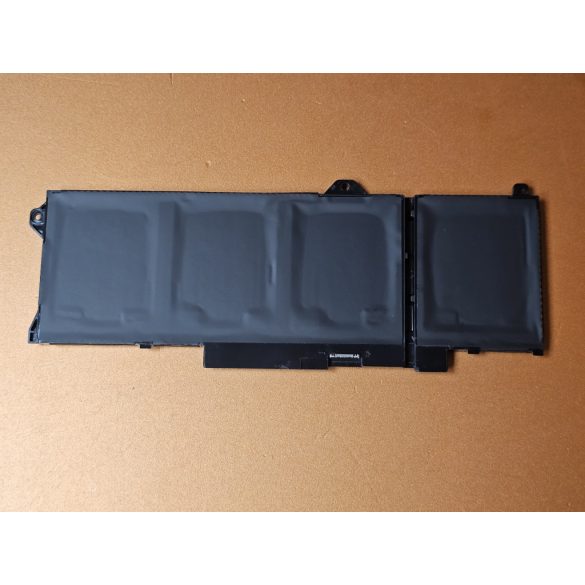 OEM gyári akku GRT01 - Dell Latitude 5421, 5431, 5521, 5531, Precision 3470, 3561, 3581 / 15,2V 64Wh