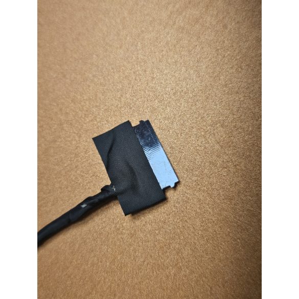 DE19 -- Dell G5 5590 30 pin eDp kijelző kábel (06YCXD)