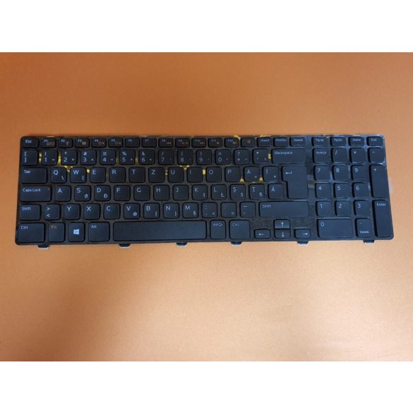 DE30 - klaviatúra román RO, fekete (Inspiron 5720, 7720, N7110, XPS L702X, Vostro 3750)
