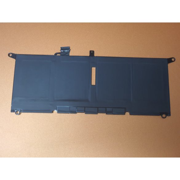 OEM gyári akku Dell Dell Inspiron 13 3301, 5390, 5391, 7390, 7391 2-in-1, 7490 Dell Vostro 13 5390,