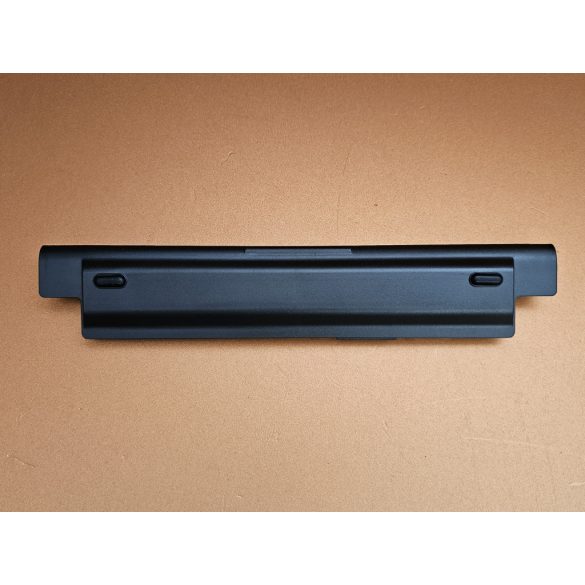 Utángyártott akku Dell Inspiron 3521 5521 5537 5721 / 11,1V 5200mAh (58Wh)