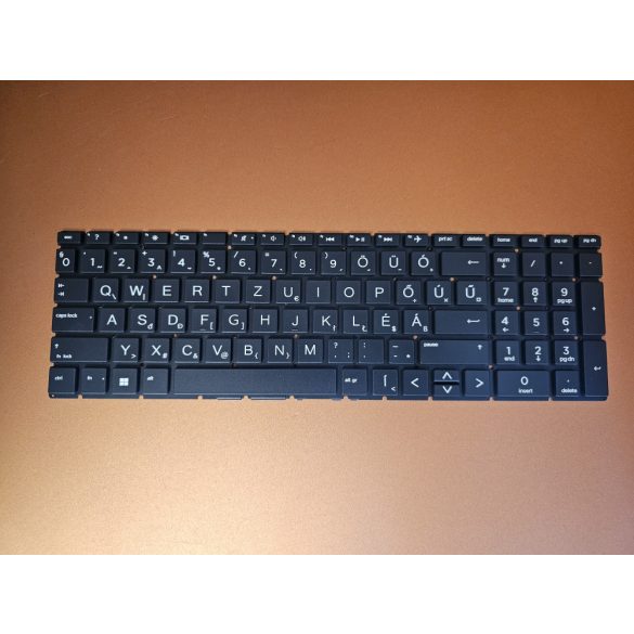 HP49 - keyboard Hungarian  HU, fekete (HP 15-CN, 15-CP, 15-EC, 17-BY, 17-CA, 17-CD, HP 250 G7, 255 G7)