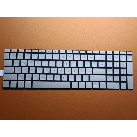 HP49 - klaviatúra magyar HU, pezsgő színű világító  (HP 15-CN, 15-CP, 15-EC, 17-BY, 17-CA, 17-CD, HP
