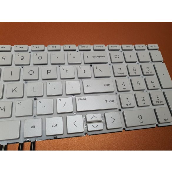 HP49 - klaviatúra angol US, fehér világító (HP 15-CN, 15-CP, 15-CS, 15-CW, HP 250 G7, 255 G7)