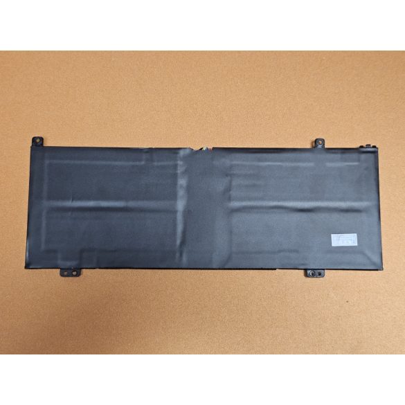 OEM gyári akku Lenovo ThinkBook 13S-IWL, 13S-IML, 14S-IWL  / 10,8V 5200mAh (L18M4PF0)